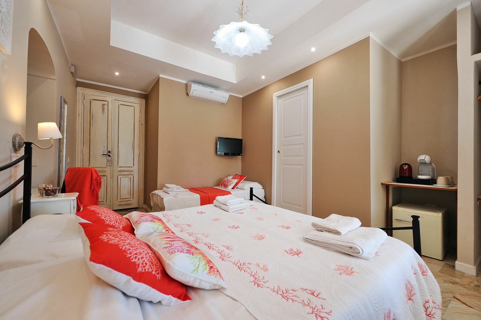 קליארי Onda Marina Rooms מראה חיצוני תמונה