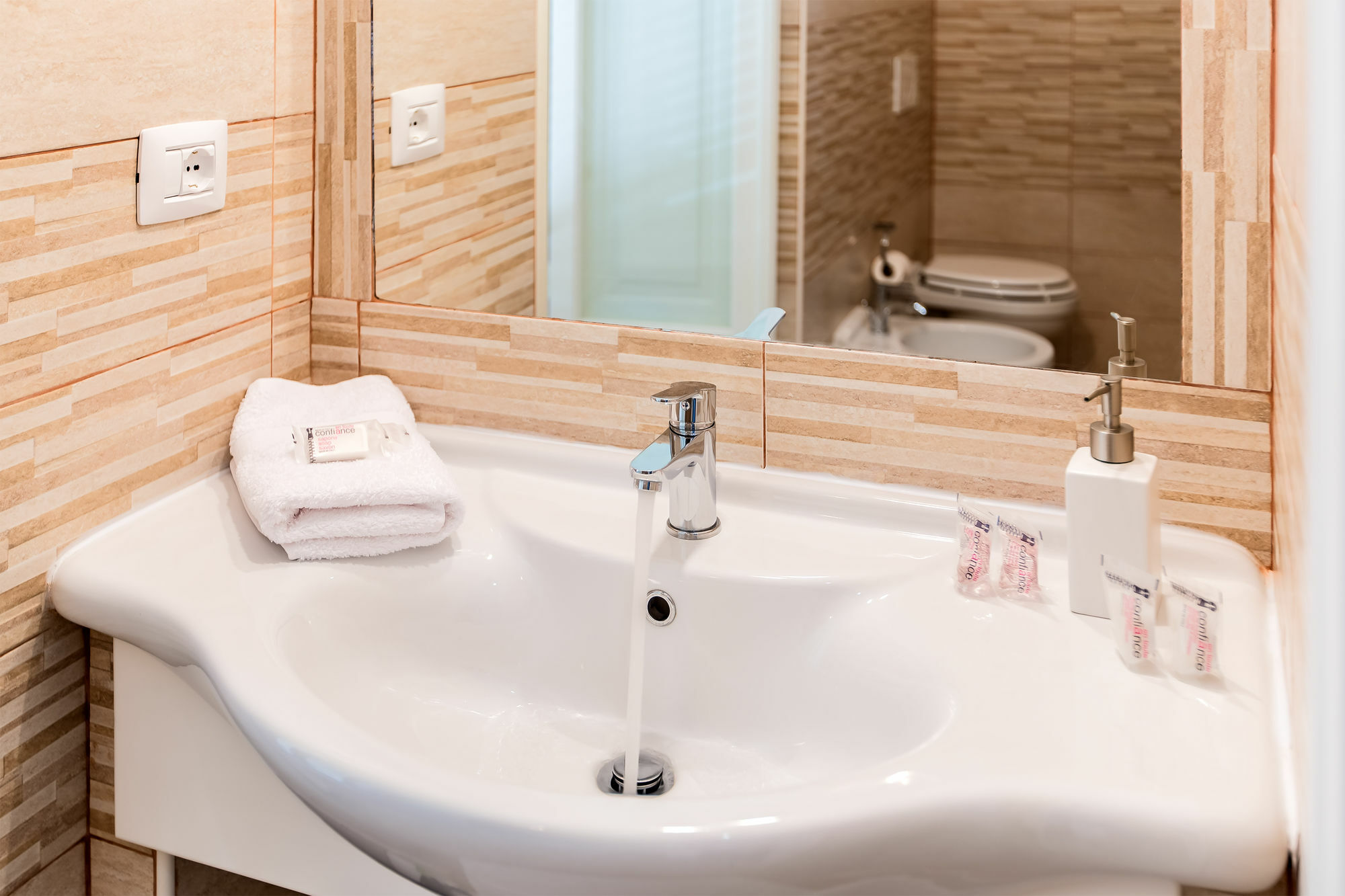 קליארי Onda Marina Rooms מראה חיצוני תמונה
