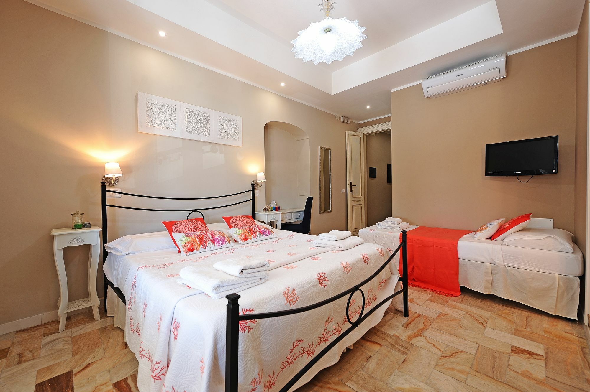קליארי Onda Marina Rooms מראה חיצוני תמונה